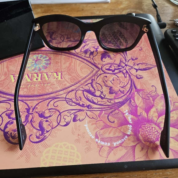 Christian DIOR Izon Sunglasses - Picture 5 of 8